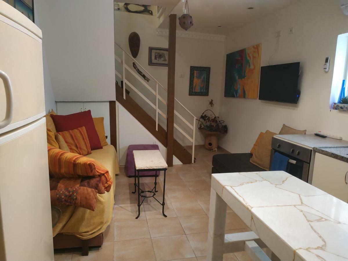 Апартаменти Studio Apt Great Location Heart Of Downtown District Хайфа Екстер'єр фото