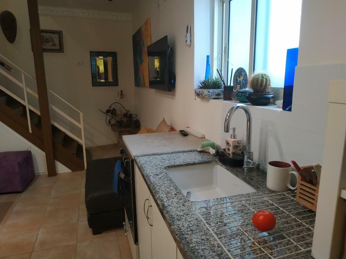 Апартаменти Studio Apt Great Location Heart Of Downtown District Хайфа Екстер'єр фото